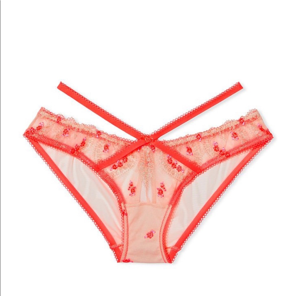 NWT Victoria’s Secret Heart Embroidery Cheek Panty